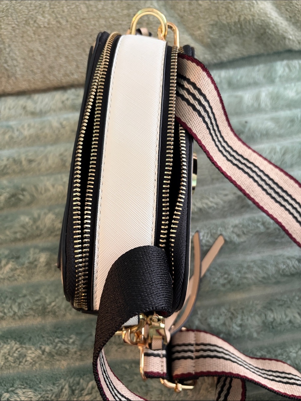 Marc Jacobs knock off Crossbody Camera Bag with Striped Strap - Picture 3 of 3